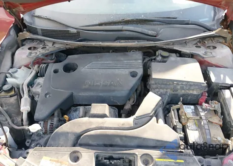 2015 Nissan Altima 2.5 Sv z USA, uszkodzony, nr VIN 1N4AL3AP5FC585471